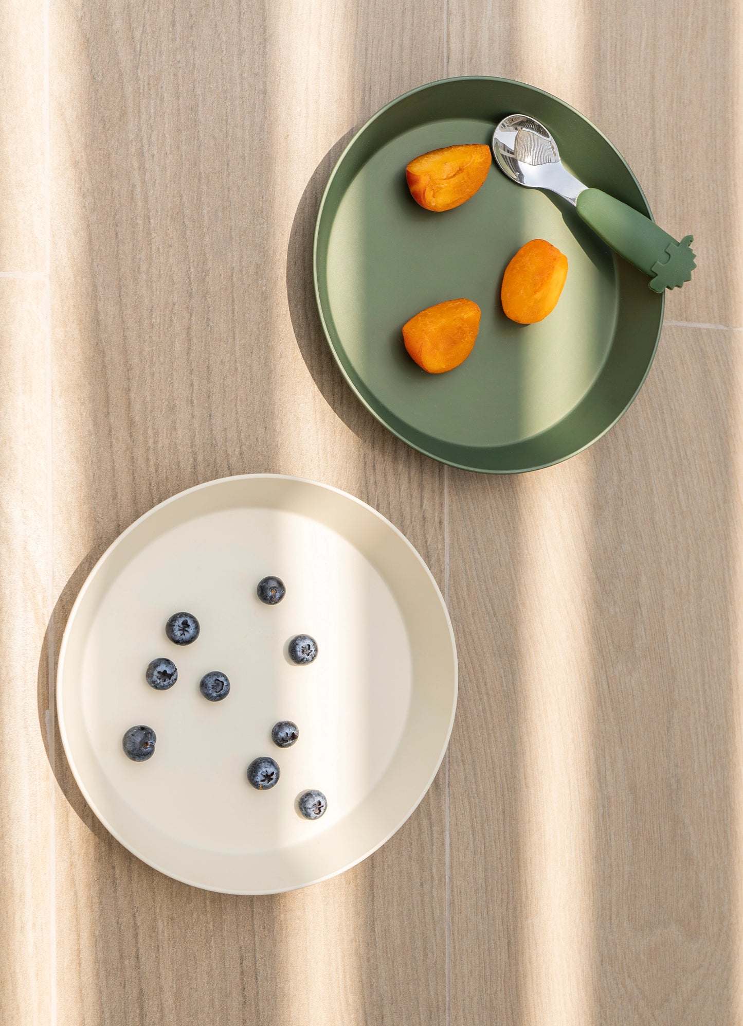 Eco Plates Set of 4 - Green/Cream