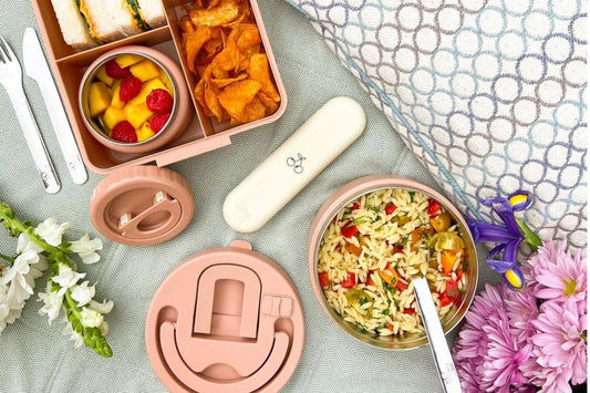 Choose a lunchbox that fits portions, cuts waste, and grows with your kids