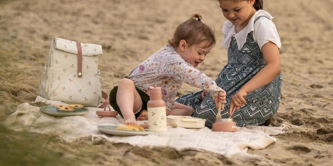 The ultimate guide to packing the perfect beach picnic