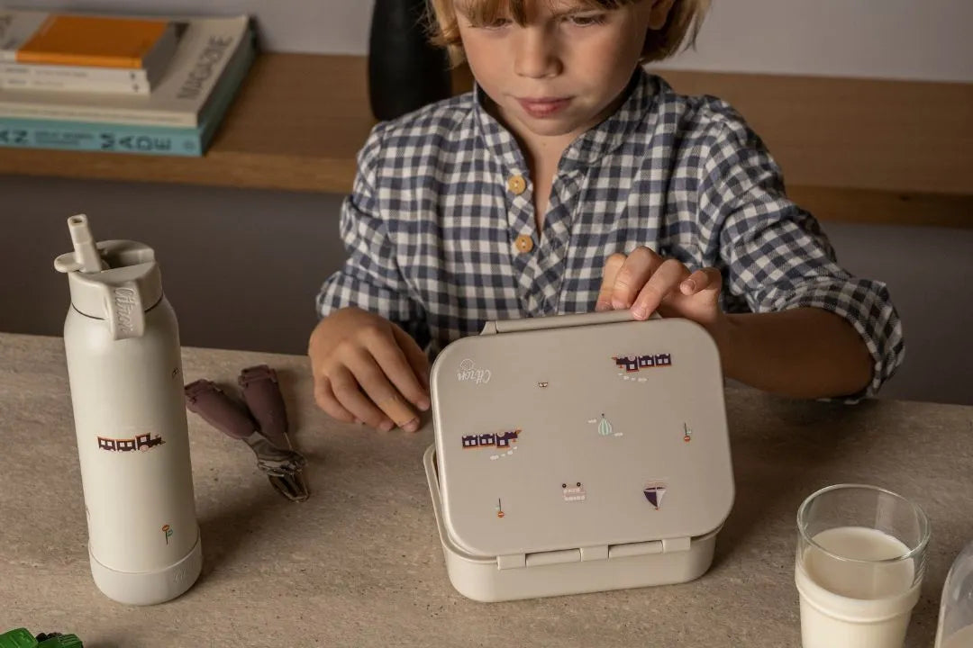 5 quick checks to ensure a food flask fits your child's lunchbox or bag