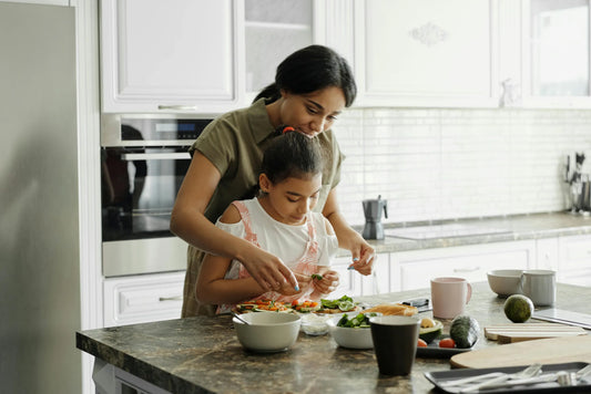How to Choose an Insulated Lunch Box That Keeps Food Hot or Cold