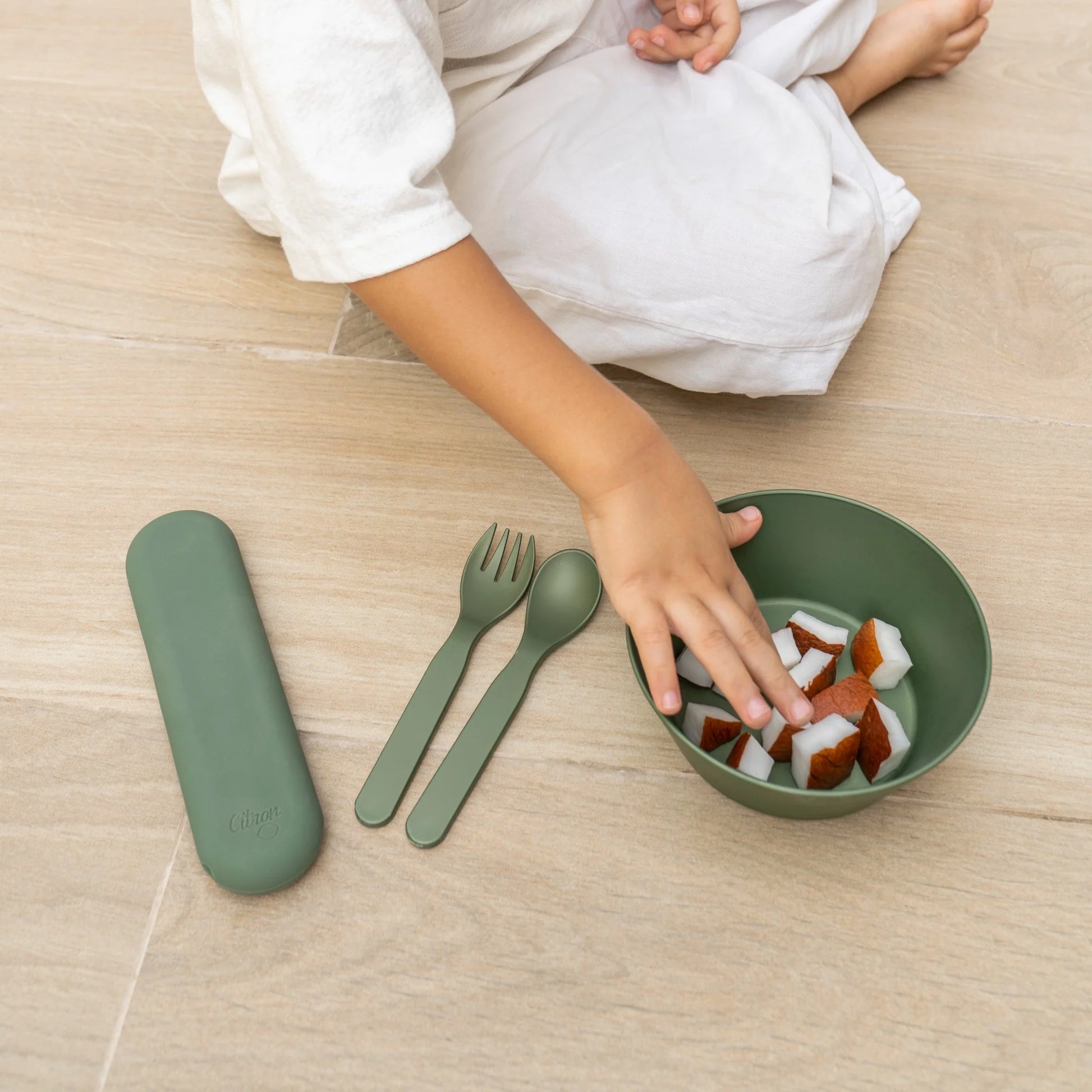 Cream cutlery set deals